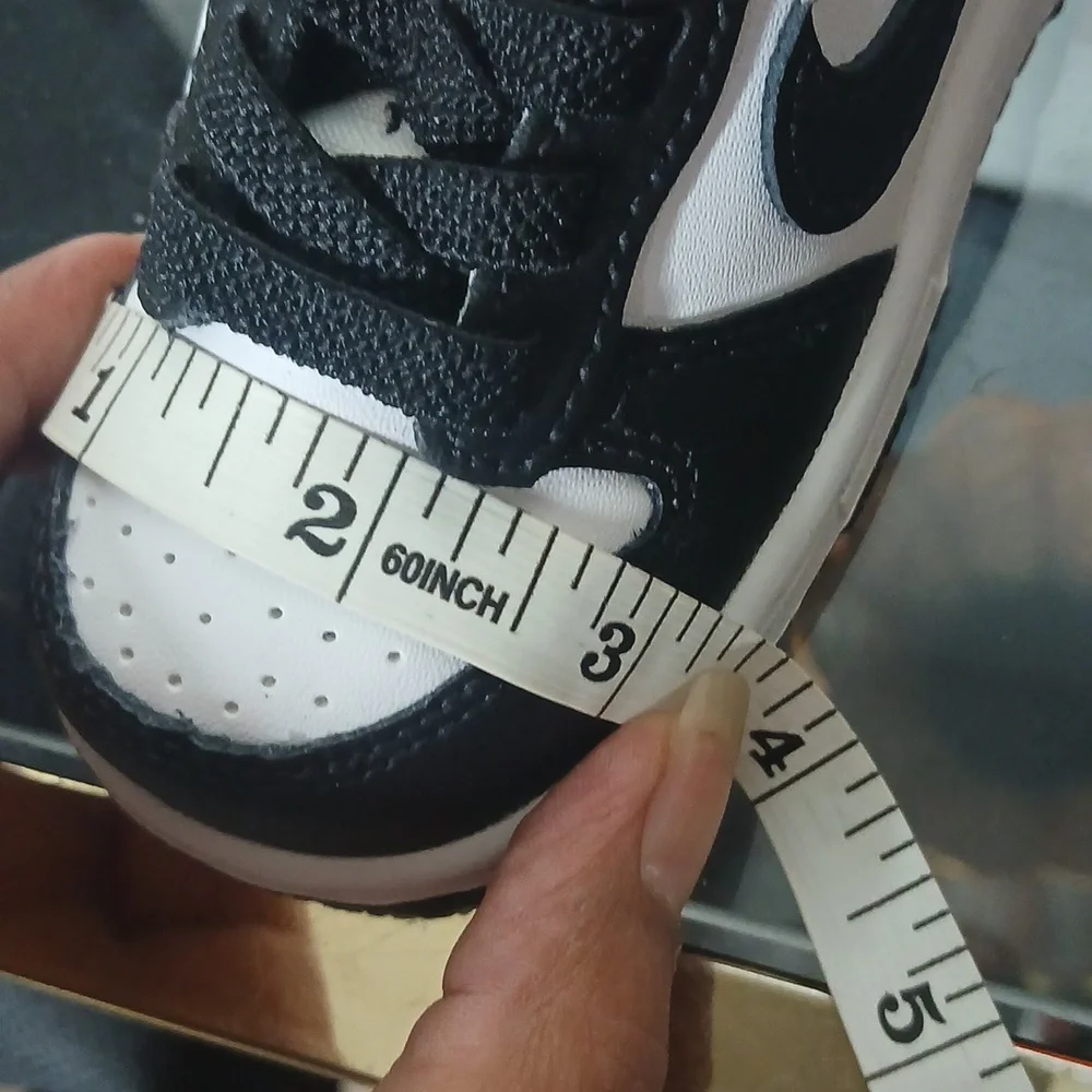 Nike Dunk Low Black And White (Panda) Size 5c - Picture 13 of 16